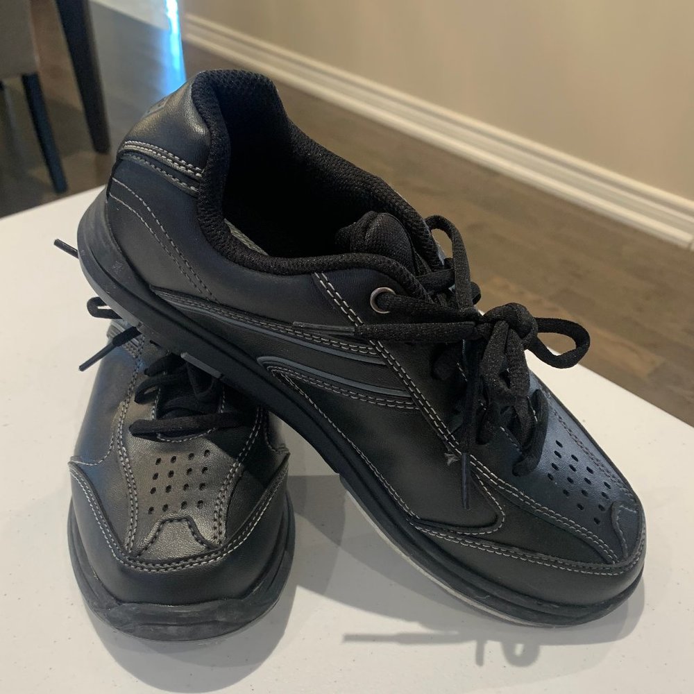 Brunswick bowling shoes